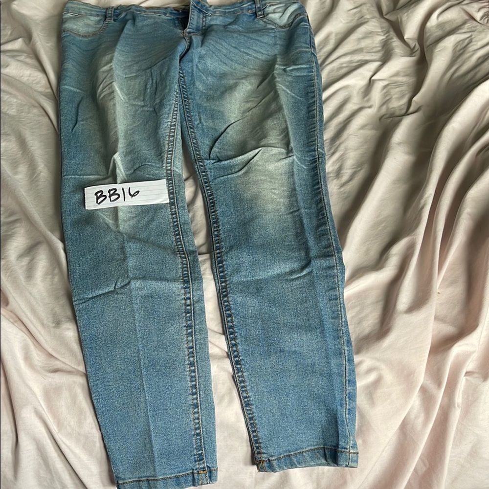 Women’s Jegging Mid Rise Blue Jeans